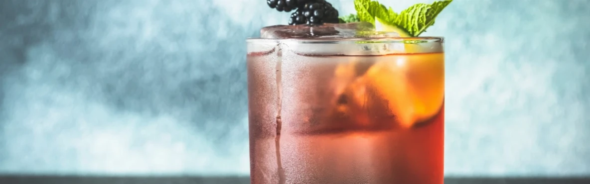 Miami Beach Cafes & Cocktail Spots You’ll Fall in Love With
